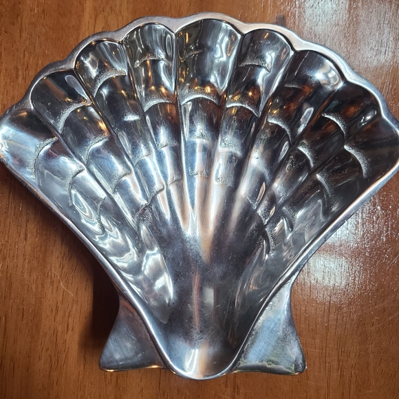 Pewter shell - Picture 1 of 3